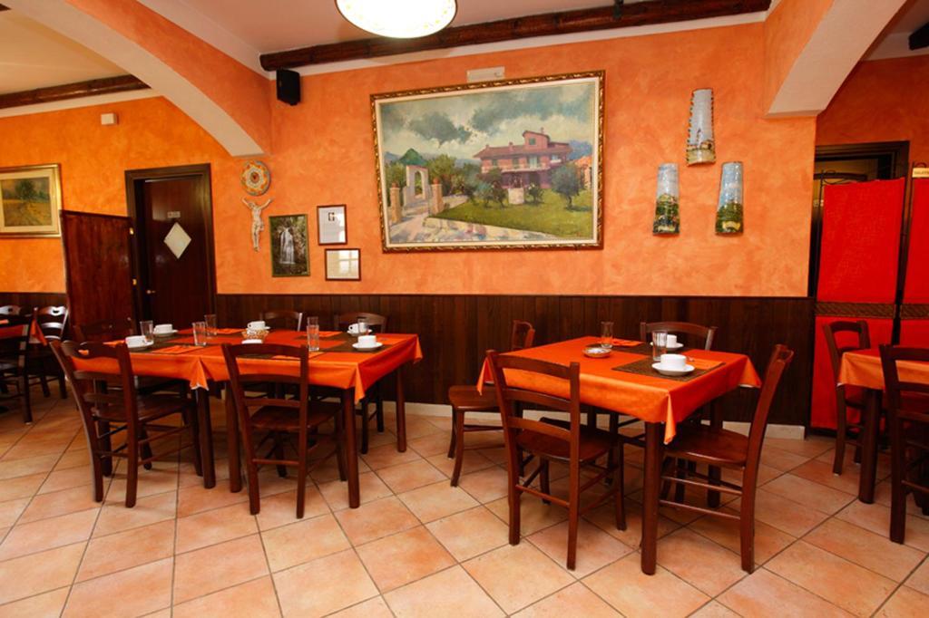 Azienda Agrituristica Pericle 몬텔라 외부 사진
